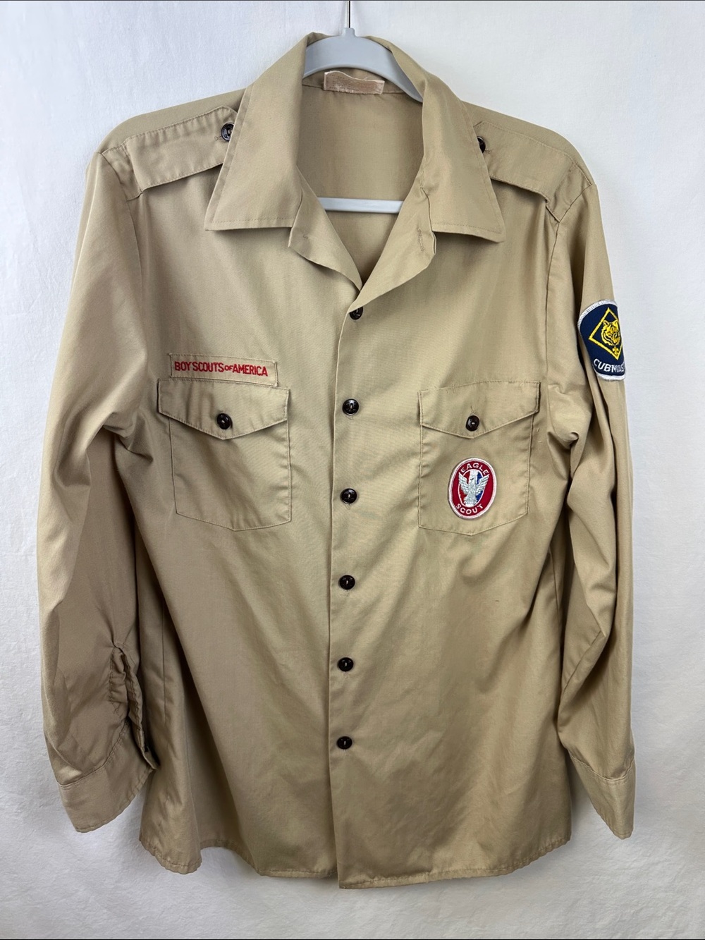 Vintage Boy Scouts of America shirt with Eagle Scout & Cubmaster patches, size M